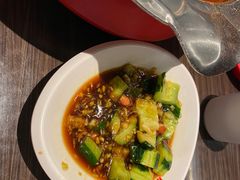 京城拍黄瓜-胖哥俩肉蟹煲(湖滨银泰in77店)