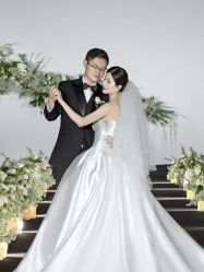 点击看大图 -伯瓷皇后婚纱艺术空间