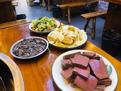 -曹丞相·地锅鸡·地锅鱼(武林店)