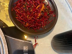 -阿瓦山寨·湘菜现炒·剁椒鱼头王(咸阳总店)
