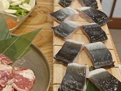 -青瓦餐厅·生鱼片·韩园烤肉(西塔店)