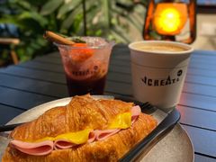 -J Create城市露营咖啡·简餐·宠物(上海动物园店)