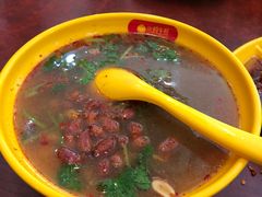 重庆酸辣粉-小杨生煎(香港名都店)