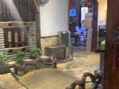 -东巴人鱼豆花火锅(幸福街店)