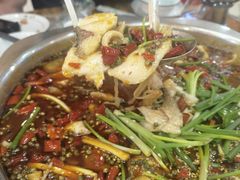 -乡土特色.冷锅鱼.牦牛肉汤锅