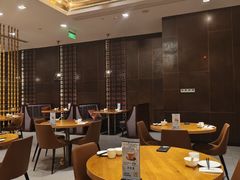 -乐忻皇朝(上海中心大厦店)