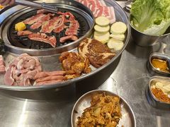 -哈哈碳都·牛肋条无限自助烤肉(宝龙店)