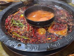 -黄潇洒老火锅(九眼桥宏济巷店)