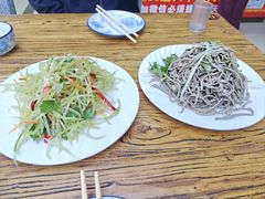 -溢心园香河肉饼总店