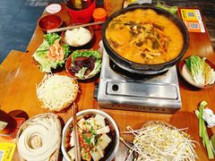 -黔有有贵州酸汤夺夺粉火锅(五味十字店)