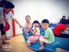 -美吉姆国际儿童发展中心(红谷滩绿地缤纷城中心)