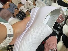 -广州白马服装市场