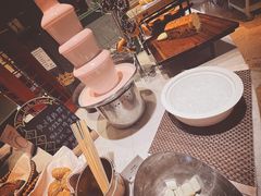 巧克力喷泉-杭州钱江新城万怡酒店-西餐厅