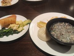 -国际青年会议酒店