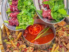 -牛百道·鲜活牛肉馆(天一店)