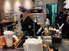 -星巴克(重庆火车北站北广场II店)