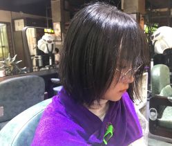 -诗悦发型SALON·圣罗兰店