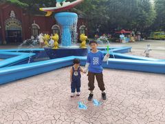 -史努比缤纷世界