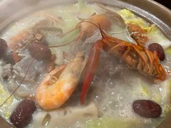 -聚汇三少·龙虾·中餐厅(莫邪路新天地店)