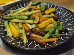 -摩登有记·新派泰国菜(银钻广场店)