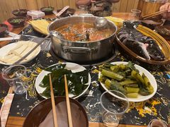 -老凯里苗岭酸汤鱼酸汤牛肉(百里杜鹃路店)