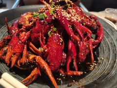 -肥肥虾庄·金牌油焖大虾(汉街SKP店)