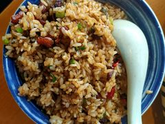 -包整·丝娃娃(一览甲秀楼风景店)