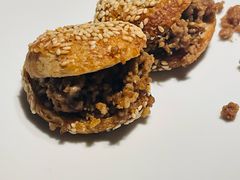 烧饼-四季民福烤鸭店(外滩外白渡桥店)