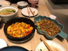 鱼香日本豆腐-弄堂小笼包(西青中北永旺购物中心店)