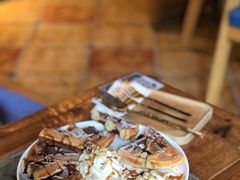 香蕉脆果仁华夫饼-西关84·History·Art·Cafe