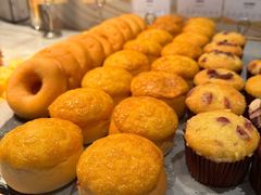 -广州花都融创文旅城希尔顿惠庭酒店