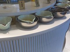 -三人行骨头王火锅(长寿店)