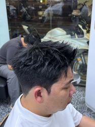 -藤野造型专业烫染接发