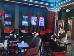 -屋有岛沉浸游戏旗舰店(中山公园店)