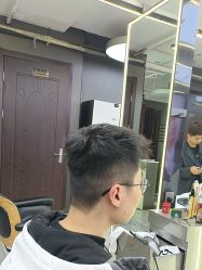 -藤野造型烫发染发