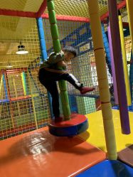 -宝燕乐园(闵行旗舰店)