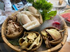 -菌彩云南野生菌火锅(呈贡七彩云南第壹城店)