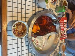 耙鸡爪-土货重庆火锅(罗斯福广场店)