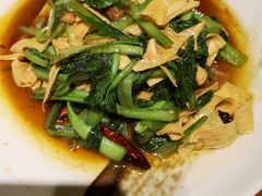 -辣不二地道川菜(汉水路店)