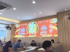 -万煲旺·香港老传承煲仔饭·猪杂汤(客村店)