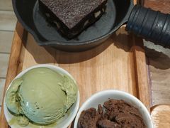 -必胜客(新中纬店)