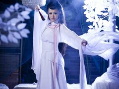 -九月鹰飞汉服摄影工作室