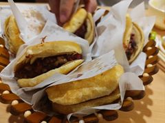 -闫家驴肉老店(华电一校店)