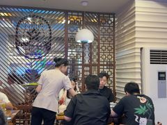 -Hoang Yen Vietnamese Cuisine