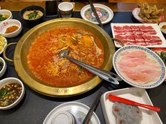 -沸炉重庆老火锅(军事博物馆店)