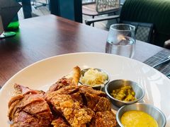 -MONICH牛排融合餐厅(和义大道购物中心店)