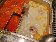 -海底捞火锅鲜切牛肉主题店(长寿路店)