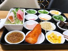 -妈妈故事米线(市府恒隆店)