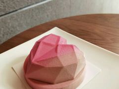 粉爱草莓甜心蛋糕-星巴克(广州光明广场店)