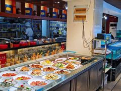 自助取餐区-侬佳蒸菜馆(听潮店)